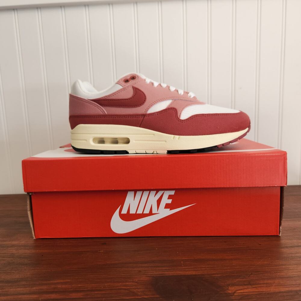 Nike Women's‎ Size 6.5Y/8W Air Max 1 pink/White/Cream